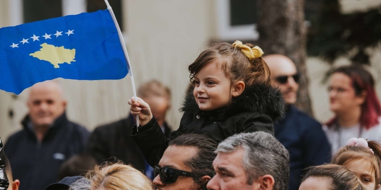 Përvjetori i Pavarësisë së Kosovës vjen me fjolla bore – e hëna ditë e ftohtë