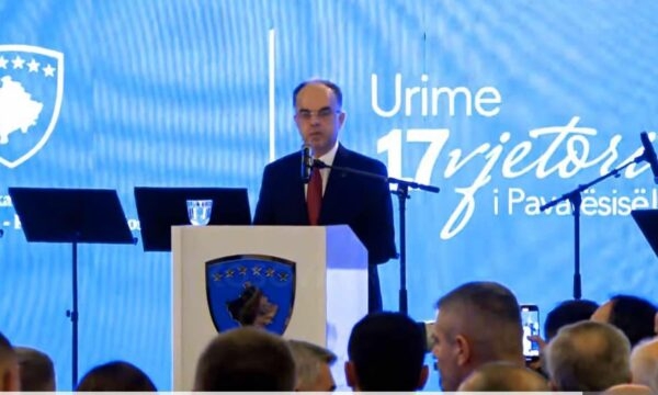 Begaj i kërkon BE-së t’ia heq sanksionet Kosovës, ju bën thirrje pesë vendeve të saj ta njohin pavarësinë