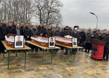 U jepet lamtumira e fundit tre të miturve që vdiqën tragjikisht në Jabllanicë