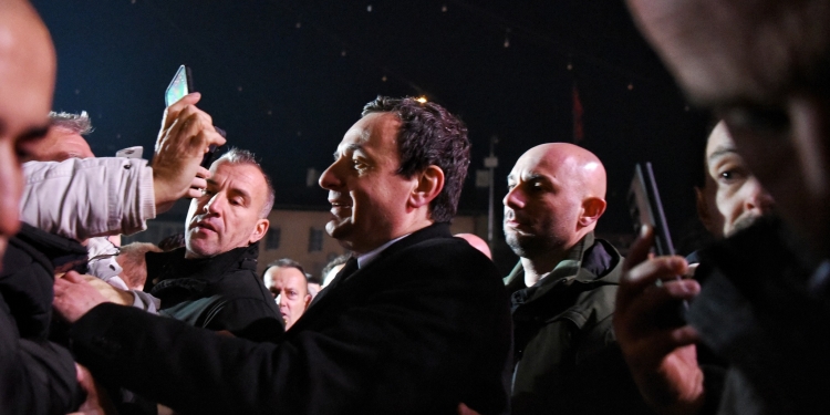 Kurti “kërcënon” prokurorët: Më 10 shkurt mos të dalin në punë se nuk do të kenë punë