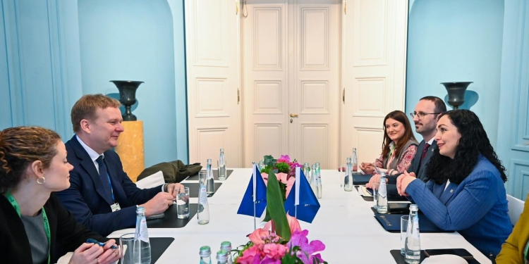 Osmani takon Sorensenin: Do të punojmë me aleatët që dialogu të përmbyllet me njohje të ndërsjellë