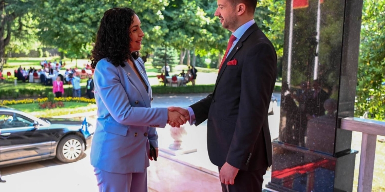 Presidenti malazez uron Pavarësinë, rithekson angazhimin e dy shteteve për forcimin e stabilitetit rajonal