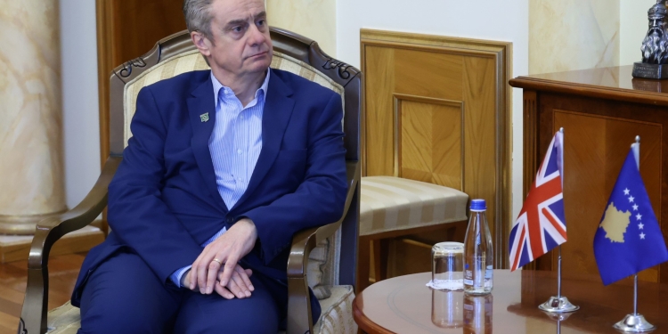 Ambasadori britanik: Rëndësi ka që qeveria të krijohet me kohë, hapësirë edhe komuniteteve joshumicë