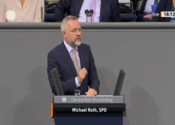 Roth për zgjedhjet në Kosovë: Sot është ditë për shtetin e së drejtës