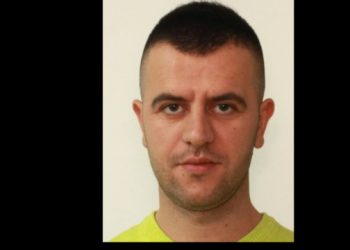 I dyshuar për veprën “Vrasje e rënd e mbetur në tentative”, Policia kërkon ndihmë për identifikimin e këtij personi nga Prizreni