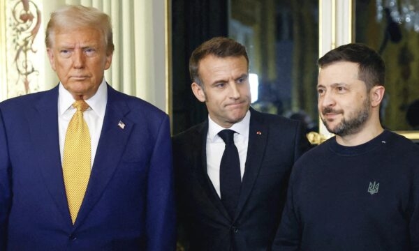 Macron i reagon Trumpit: Rusia është agresori, të respektohen ata që kanë luftuar për sigurinë e Evropës