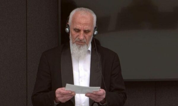 Tara emocionohet në Gjykatë: Kush janë këta kriminela, armiq të UÇK-së e pavarësisë së Kosovës