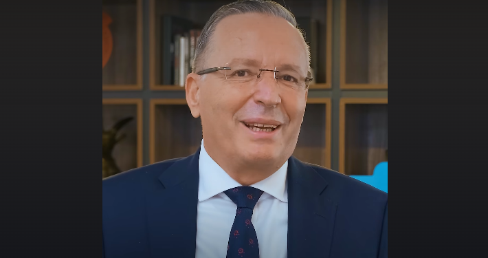 Bedri Hamza i fton qytetarët në tubimin përmbyllës: Shihemi të shtunën në sheshin Zahir Pajaziti