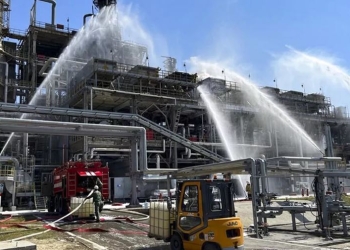 Ukraina sulmon një rafineri të madhe ruse për herë të dytë në më pak se tre ditë