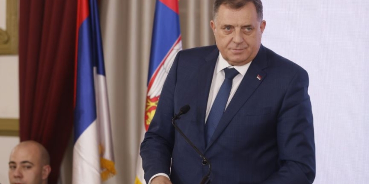 Me çfarë kërcënon Dodiku pas një dënimi të mundshëm?