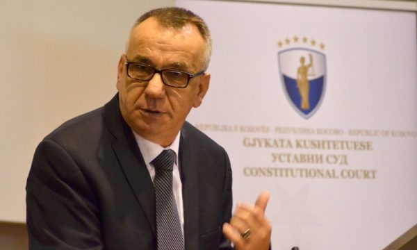 Hasani: Nëse Qeveria e re nuk e çon statutin e Asociacionit në Kushtetuese për një afat të shkurtë, do të izolohemi