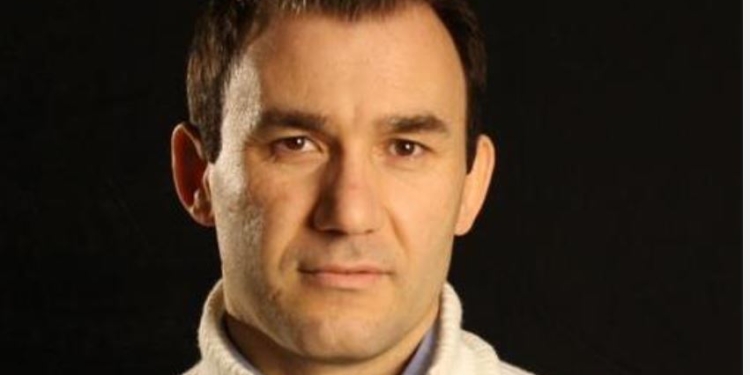 Vdes gazetari dhe themeluesi i agjencisë së lajmeve “Ekonomia Online”, Faton Osmani