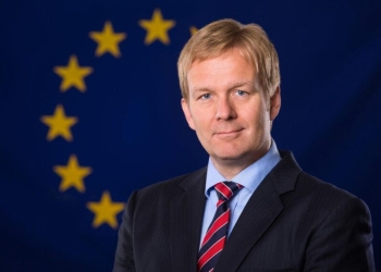 A do ta ketë Sorensen mbështetjen e Amerikës për dialogun Kosovë-Serbi?