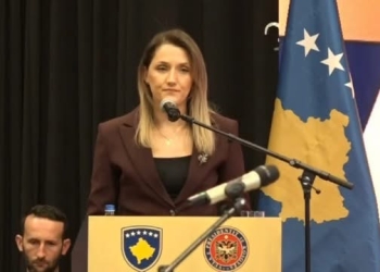 Besarta Jashari: Mos pranoni kurrë përçarje, jemi një – Zoti e bekoftë kombin tonë