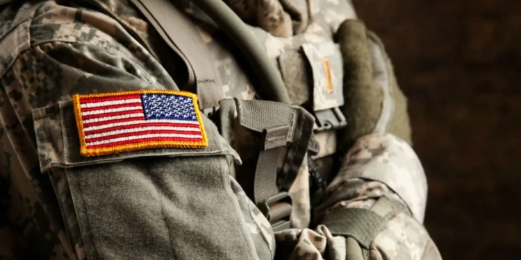 Ushtria amerikane pritet të fillojë dërgimin e imigrantëve në Gjirin e Guantanamos