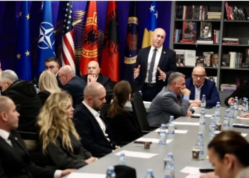 Haradinaj mbledh Kryesinë: AAK e motivuar, nisëm përgatitjet edhe për zgjedhjet lokale
