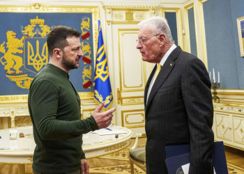 Emisari amerikan përmbyll vizitën “intensive” në Kiev