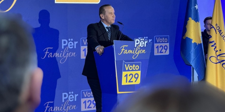 Selim Pacolli: Dëshmorët nuk derdhën gjak që shkollat të mbesin bosh, ruaje familjen