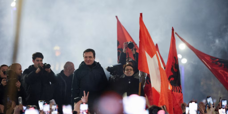 VOA: Kosova votoi – çfarë pritet të ndodhë pas zgjedhjeve të së dielës