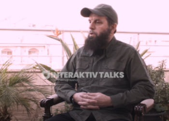 Ushtaraku shqiptar pjesë e pushtetit të ri në Siri thotë se Kosova e kërkoi njohjen nga Damasku: Fatkeqësisht niveli ishte shumë i ulët