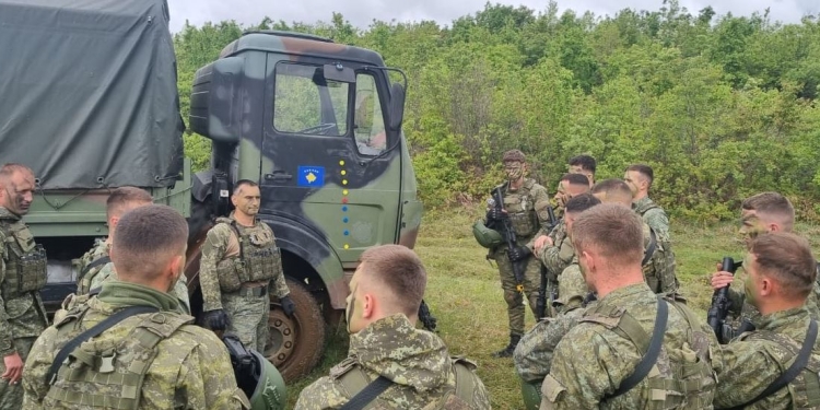 FSK do të mbajë ushtrime në disa fshatra të Mitrovicës, komuna apel banorëve për reduktim të lëvizjeve