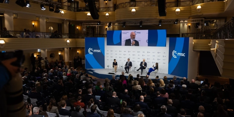 “Zgjedhja e Trump, akti më bujar i Zotit kundrejt BE”/ Rama në Mynih: Është shans që Europa të zgjohet