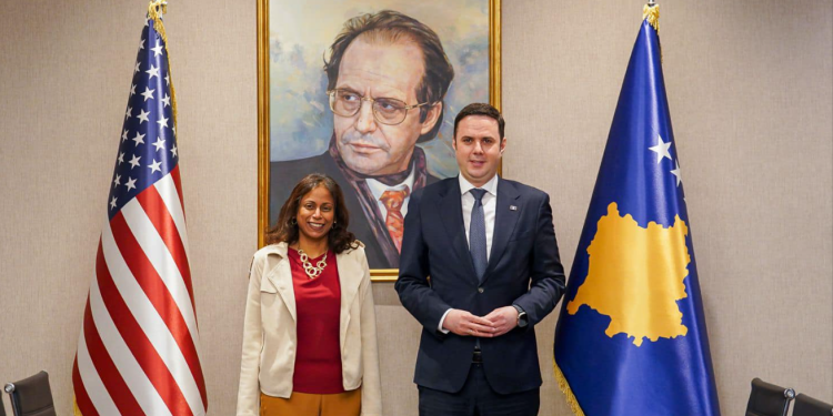 Takimi me ambasadorët e huaj, Abdixhiku: LDK e respekton vullnetin qytetar, s’dëshiron e s’pretendon ta anashkalojë