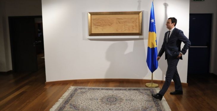 Gjykata lëshon urdhër për paraqitjen e Kurtit në Prokurorinë Speciale