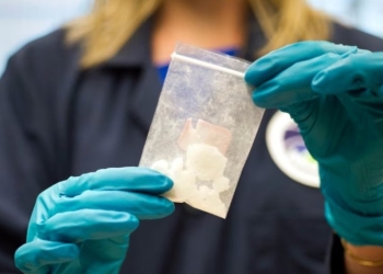 Ilaçi vdekjeprurës që u bë shkas për tarifat e Trumpit – Çka është fentanili dhe a përdoret në Kosovë?