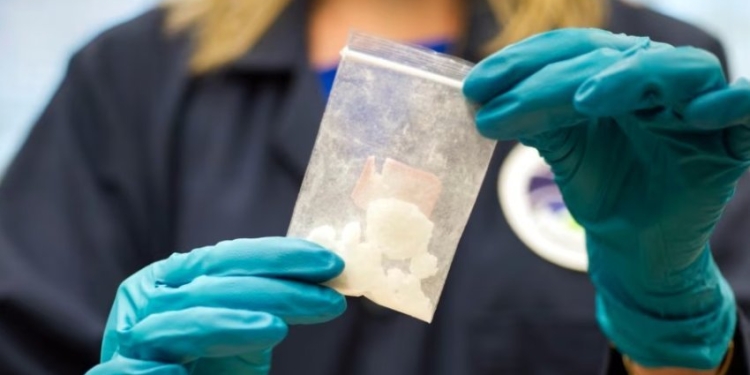 Ilaçi vdekjeprurës që u bë shkas për tarifat e Trumpit – Çka është fentanili dhe a përdoret në Kosovë?