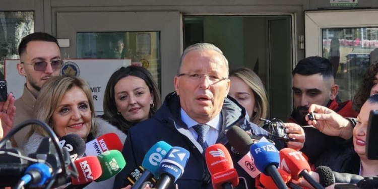 Bedri Hamza voton në Mitrovicë