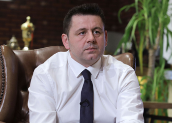 Berisha – Kurtit: Bone shumicën dhe krijo Qeverinë, ose hap krahun dhe dil në opozitë!