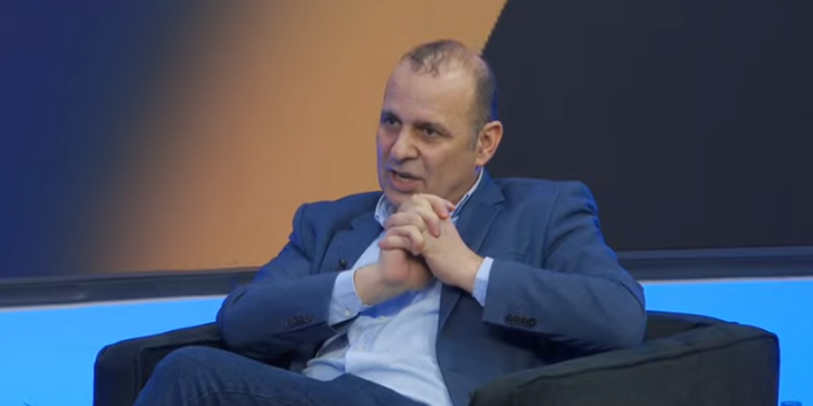 Canaj: Po flitet për një takim mes kreut të LDK-së me disa eksponentë të VV-së