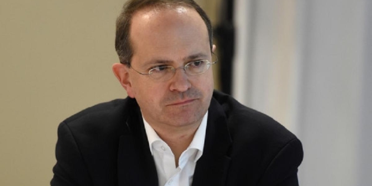 Weber për Kurtin: Premtoi reforma, përfundoi duke u merr me dialogun, Beogradin dhe serbët në Veri