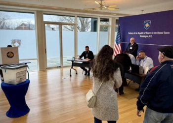 Publikohen shifrat: Mbi 15 mijë qytetarë votuan në përfaqësitë diplomatike të Kosovës