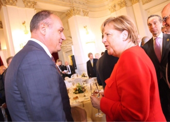 Enver Hoxhaj pas fitores së CDU/CSU-së në Gjermani: Lajm i mirë për Kosovën dhe Evropën