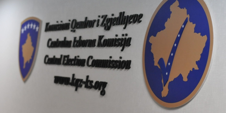KQZ i numëroi mbi 1,890 qendra të votimit, dalja e qytetarëve mbi 32%