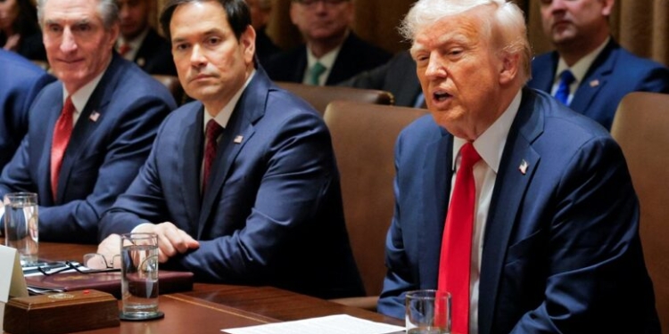 Trump: Zelensky në Shtëpinë e Bardhë për të nënshkruar marrëveshjen për burimet natyrore dhe rindërtimin e Ukrainës