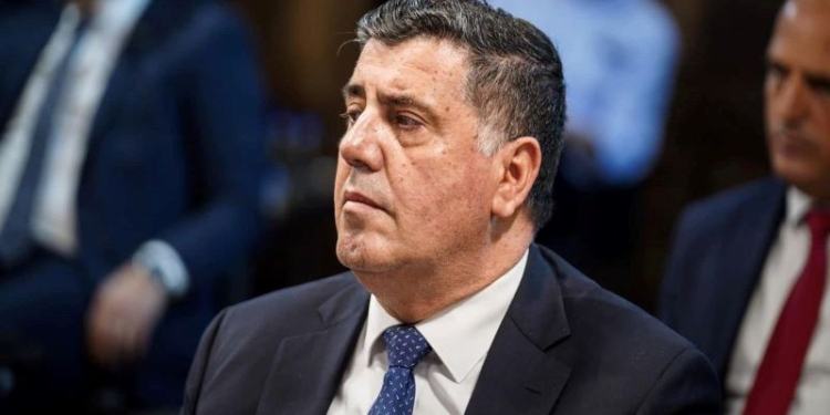 Pas 12 vitesh rikthehet në postin e deputetit – A po e ‘braktis’ Luta Gjilanin?