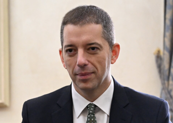 Gjuriq në përvjetorin e pavarësisë së Kosovës shkon e ankohet në Rusi