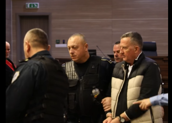 Shpërthimi në lokalin “Sekiraqa”, i akuzuari për spiunazh thotë se vëllait të tij i janë ofruar para për ta tërhequr deklaratën