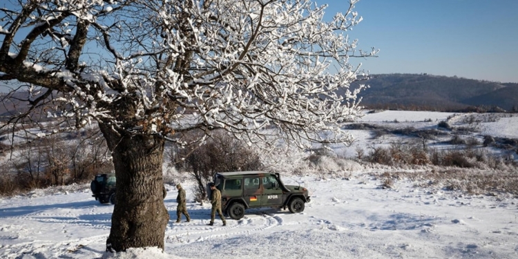 Ushtarët gjermanë të KFOR-it kryejnë patrullime në Podujevë