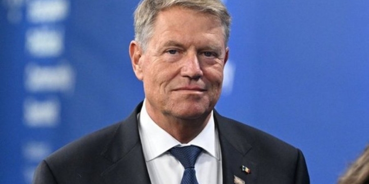 Jep dorëheqjen presidenti rumun