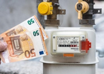 “Tronditet” profesori, i vjen rryma gati 300 euro