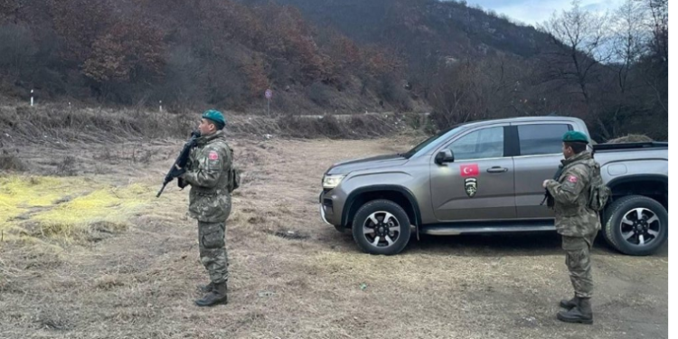 KFOR-i turk patrollon kufirin Kosovë – Serbi