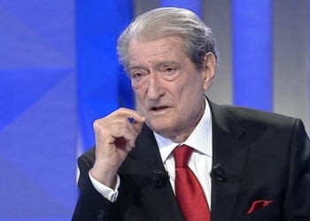 Berisha: Ftoj FBI-në të hetojë fondet e SHBA-së në Shqipëri