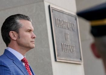 Sekretari amerikan i Mbrojtjes paralajmëron shkarkime të reja në Pentagon