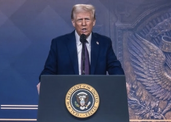 Trumpi në konferencë për media, tregon çka do të nënshkruajë të premten me Zelenskyn