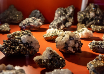 Profesoresha universitare: Thuajse krejt Rrafshi i Kosovës është me pasuri nëntokësore