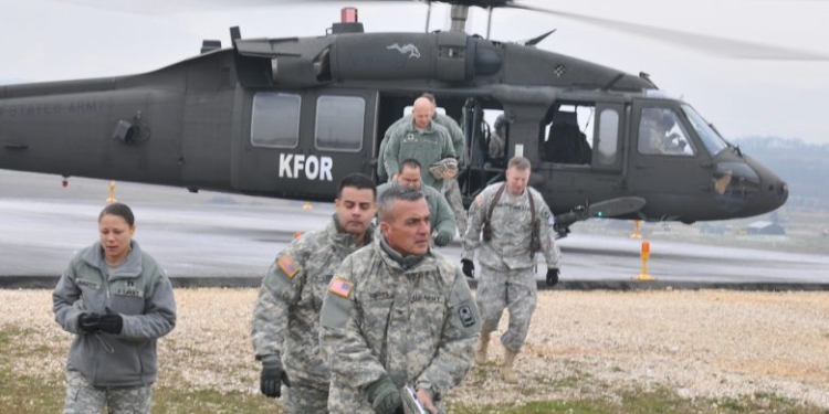 Raportimet për skenarin e largimit të trupave amerikane, KFOR: Vazhdojmë ta zbatojmë mandatin tonë